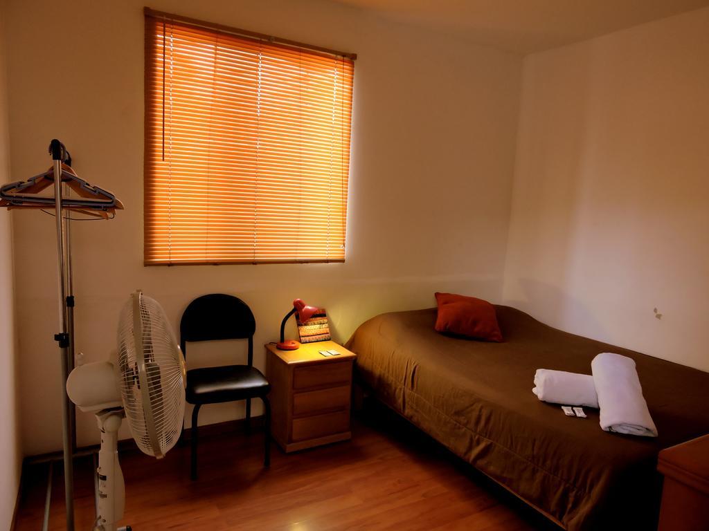La Casa De Karla Hostel Lima Bagian luar foto