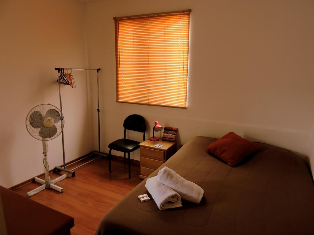 La Casa De Karla Hostel Lima Bagian luar foto