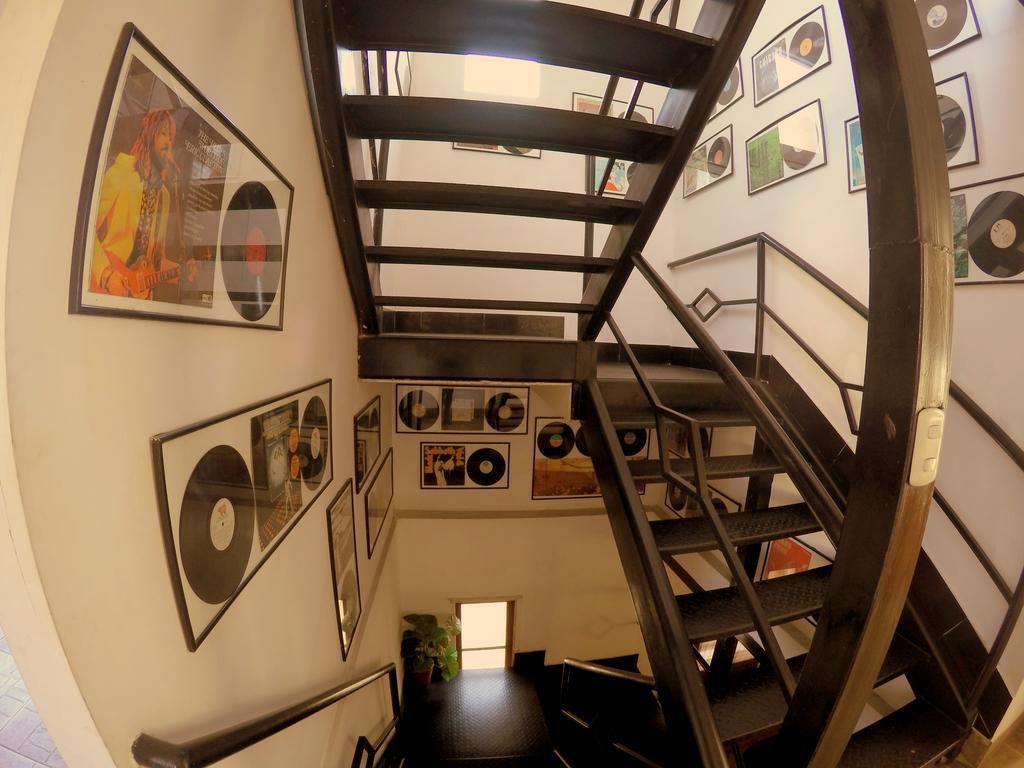 La Casa De Karla Hostel Lima Bagian luar foto