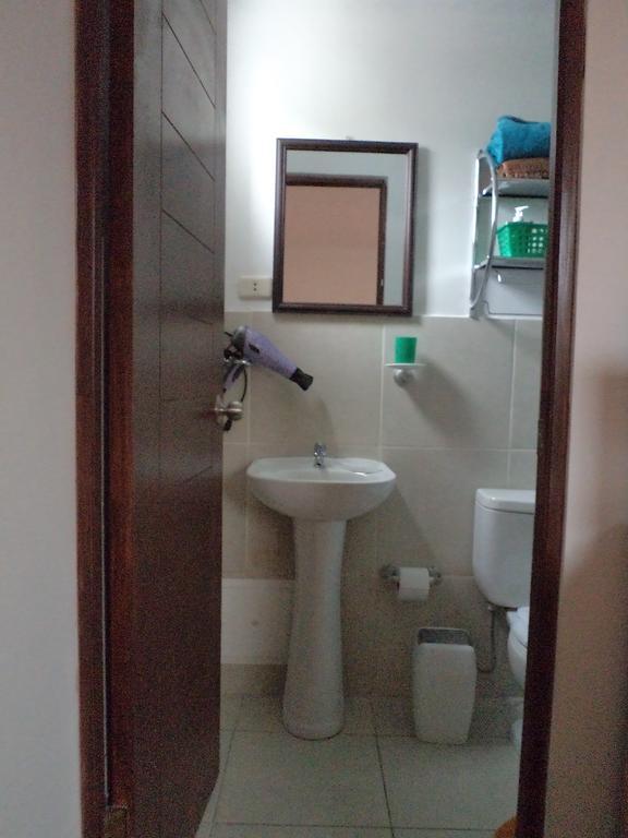 La Casa De Karla Hostel Lima Ruang foto